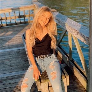 Meet your Posher, Abby